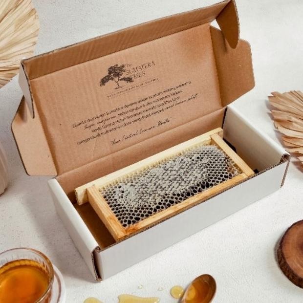 

Oh,Honey Sumatera Forest Honeycomb/ 100% Madu Sarang Segar Asli Hutan Sumatera / Natural Antioxidant Honeycomb aSt