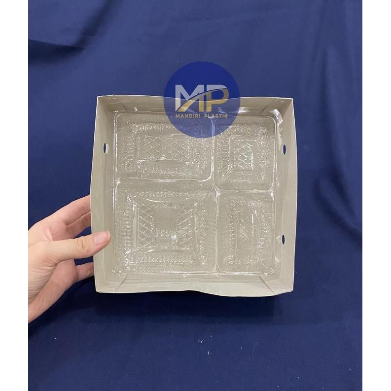 

BEBAS ONGKIR - Dus Kotak Nasi beserta Mika daleman isi 4 uk. 8x8cm (0pcs)