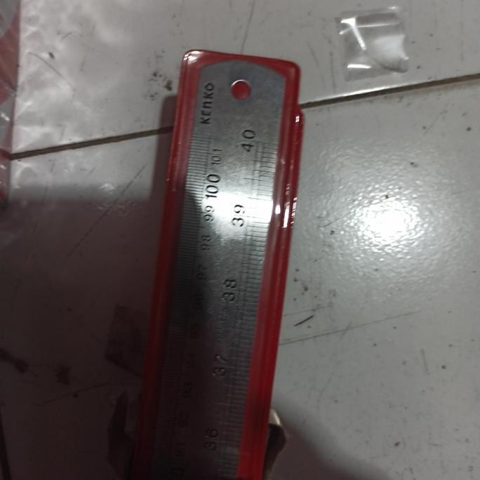 

Penggaris Besi 100 Cm Kenko