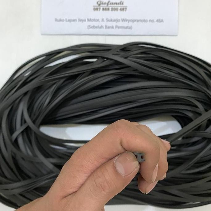 Karet list bodykit U bibir kecil