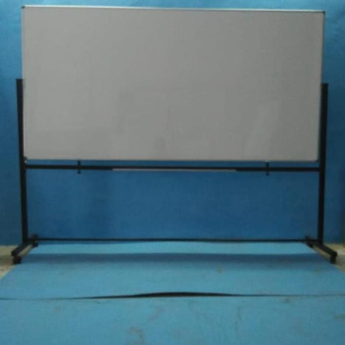 

White Board / Papan Tulis Sakana Uk.120 X 180Cm 2 Muka Pakai Kaki