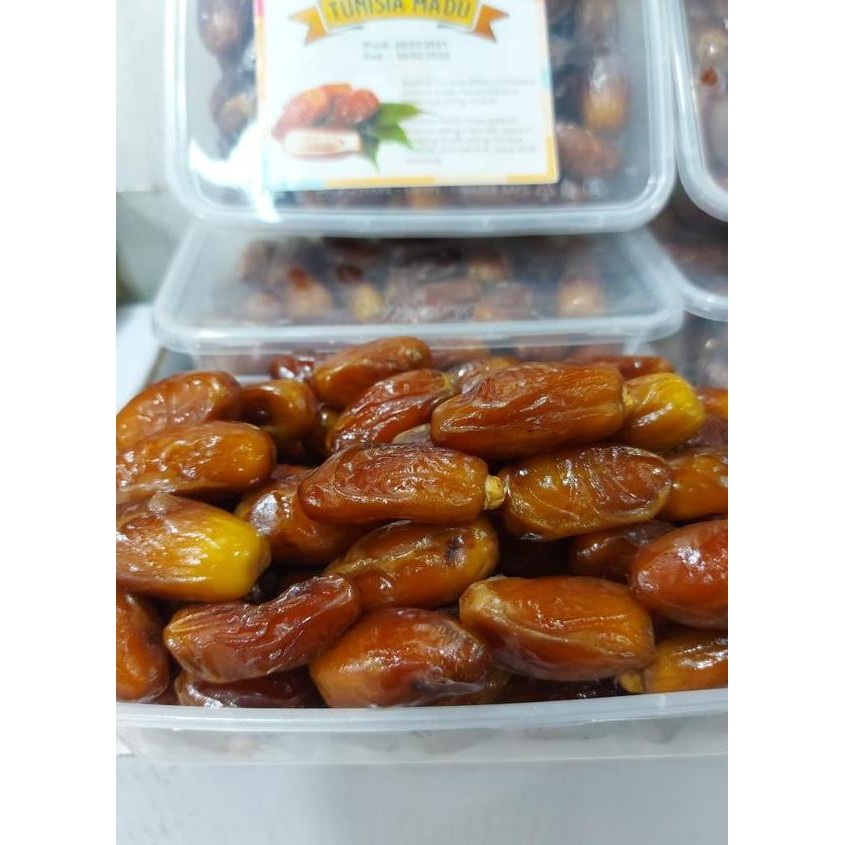 

Kurma Tunisia Madu 1Kg Camilan Sehat Rasa Manis Pas Food Brown Jajanan Coklat Kering Cemilan Pedas