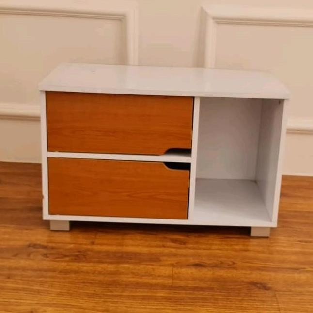 Nakas Minimalis / Nakas Kamar Tidur / Rak Serbaguna