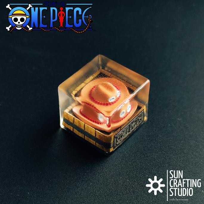 (Expert) Artisan Keycap One Piece Custom Keycaps Anime Topi Ace