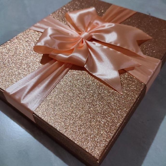 

Ready Kotak Hampers Glitter Rose Gold Box Hadiah Ulang Tahun Custom Size