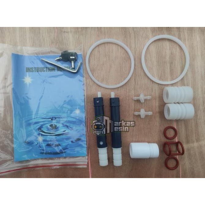 Mesin Pembuat Es Krim 3 Kran / Tuas Soft Ice Cream WIR-818T WIRASTAR