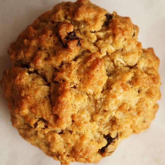 

Signature Oatmeal Raisin Cookies - Soft Baked Cokelat Kismis Premium Stok Terbatas