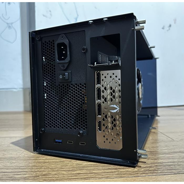 PV External GPU (eGPU) Gaming Box Thunderbolt 3 + NVIDIA GEFORCE RTX 5070 12GB