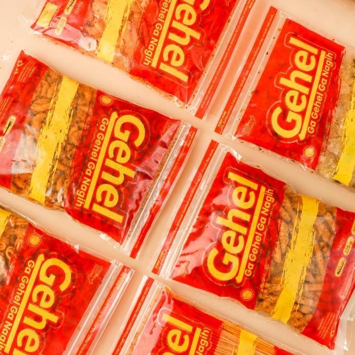 

FF Gehel Keripik Singkong Kriwil 1 Kg Rasa Pedas - Makanan Ringan Cemilan nikmat Food Snack Kripik Asin Camilan