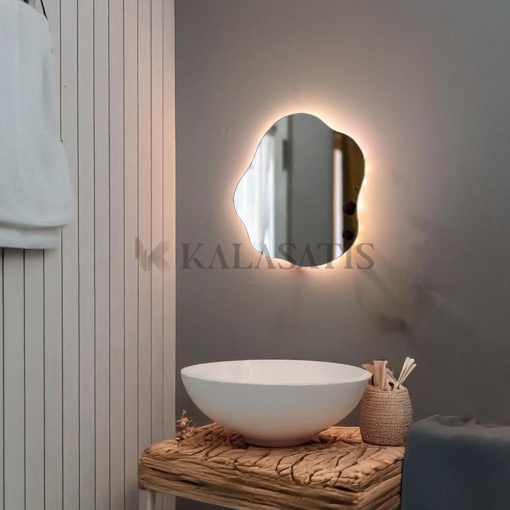 Cermin Dinding Estetik Gantung / Aesthetic Mirror LED / Perlengkapan Makeup / Pajangan Hiasan / Wall