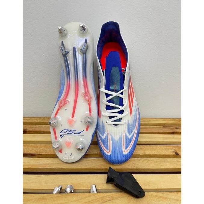 Sepatu Bola Adidas F50 Elite Messi White Solar Red Lucid Blue SG ( Pull Besi )