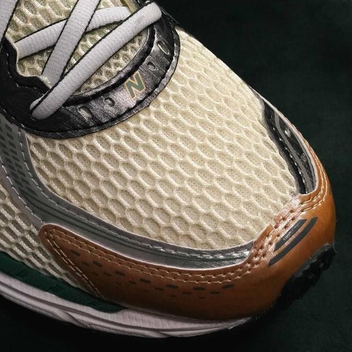 New Balance 860V2 Aime Green (100% Authentic)