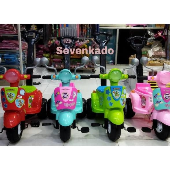Scooter 609 S Mainan Anak Sepeda Vespa Roda 3 Dorong Musik