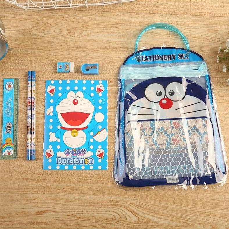 

Fx-4 Se-7 He13 Alat Tulis Set Tas 7 In 1 Bingkisan Kado Ulang Tahun Anak Sekolah Pensil Buku Kartun Stationary Set Birthday Souvernir Gift Hemat Fx-4