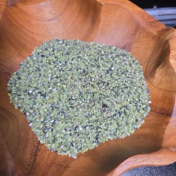 

Peridot Chips Wholesale 1Kg