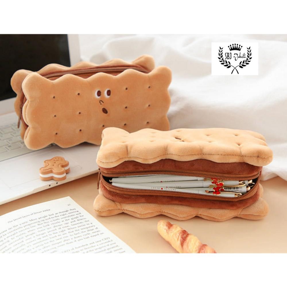 

Terlaris! Tempat Pensil Kain Kotak Pensil Pencil Case Karakter Roti French Toast Terlaris!