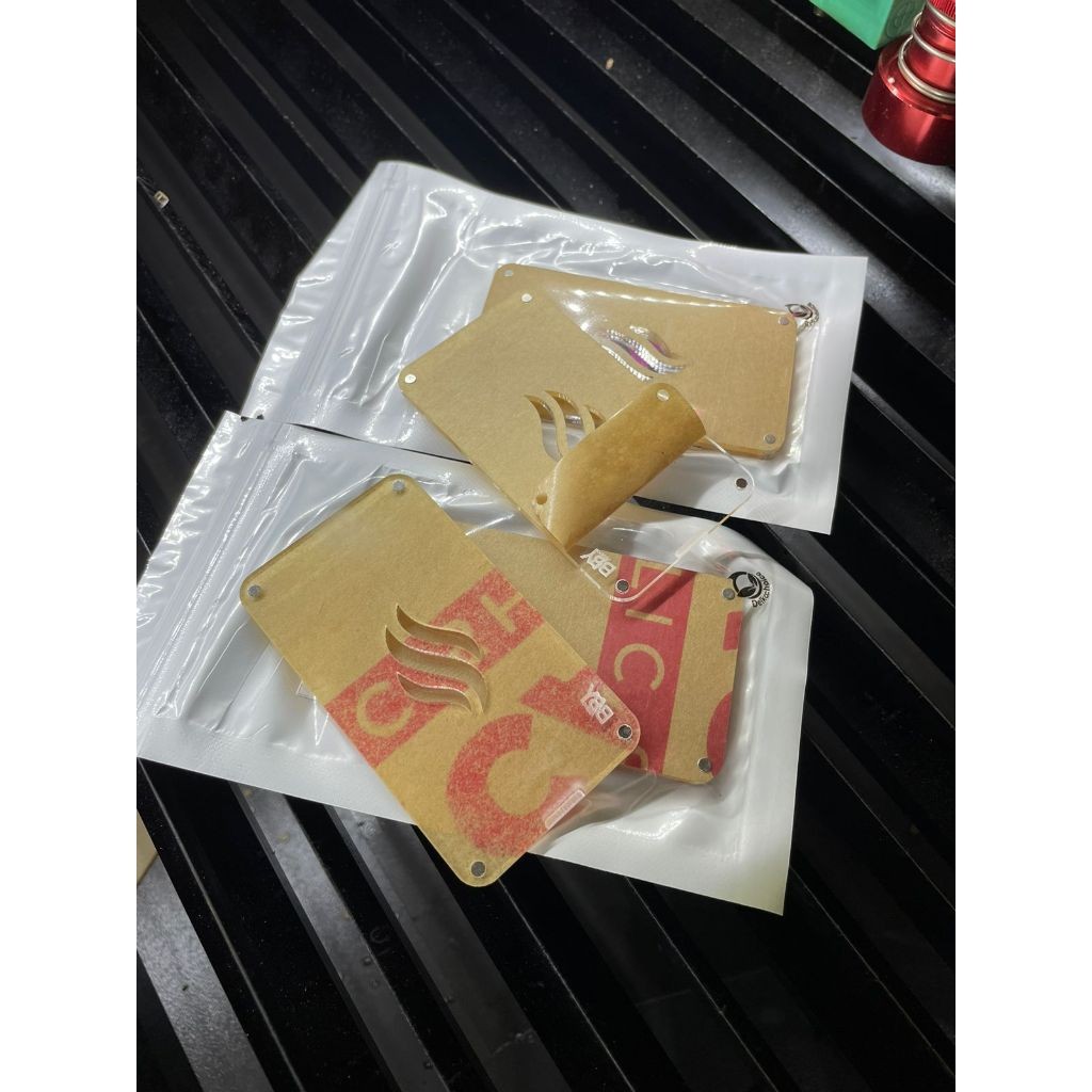 

Stiker Akrilik Potongan Laser Pnp Et 200 Garskin Label Custom Fullbody Presisi Bisa COD