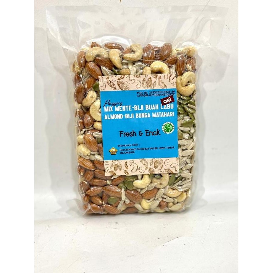 

Trail Mix 500GR Kacang Mete Almond Pumpkin Sunflower Panggang Roasted Cashew Almond Pumpkin Seed Sunflower Seed (Sudah Matang) Food Snacks Mede Cemilan Natural