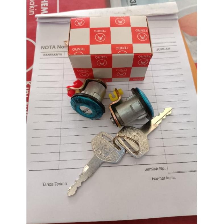 kunci pintu mobil suzuki carry 1.0 st100 futura t120ss AST