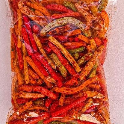 

ID | SEBLAK KERUPUK LINGGIS/BETON 500GR PEDAS MELIMPAH BANDUNG SNACK CENTER