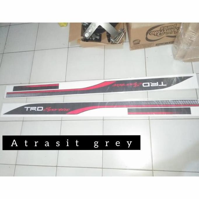 Stiker Trd Fortuner Vrz