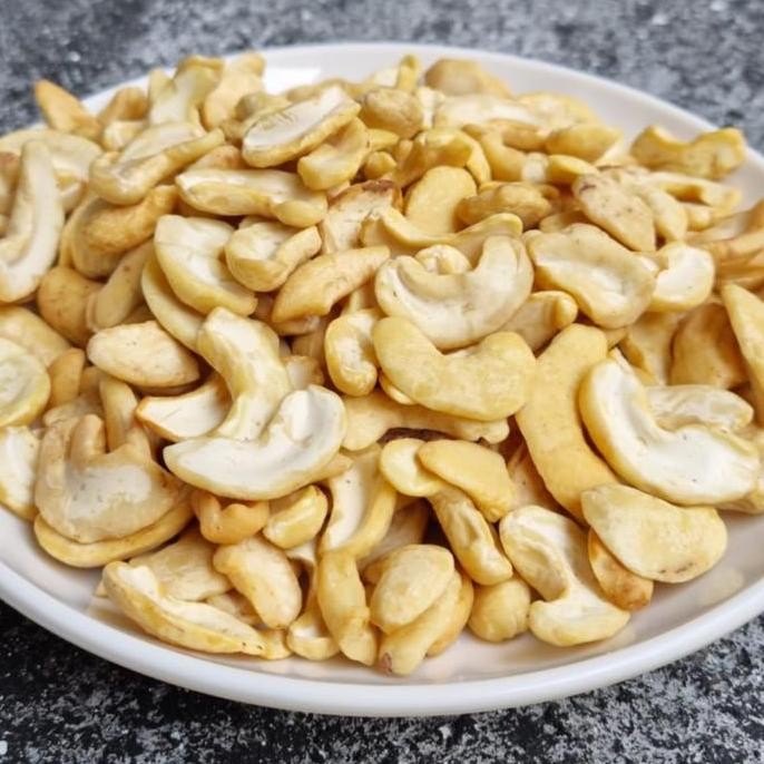 

Mede Mentah Belah Dua