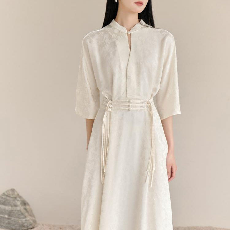 Gaun Wanita Gaya Cina Elegan Serbaguna dengan Simpul Cina