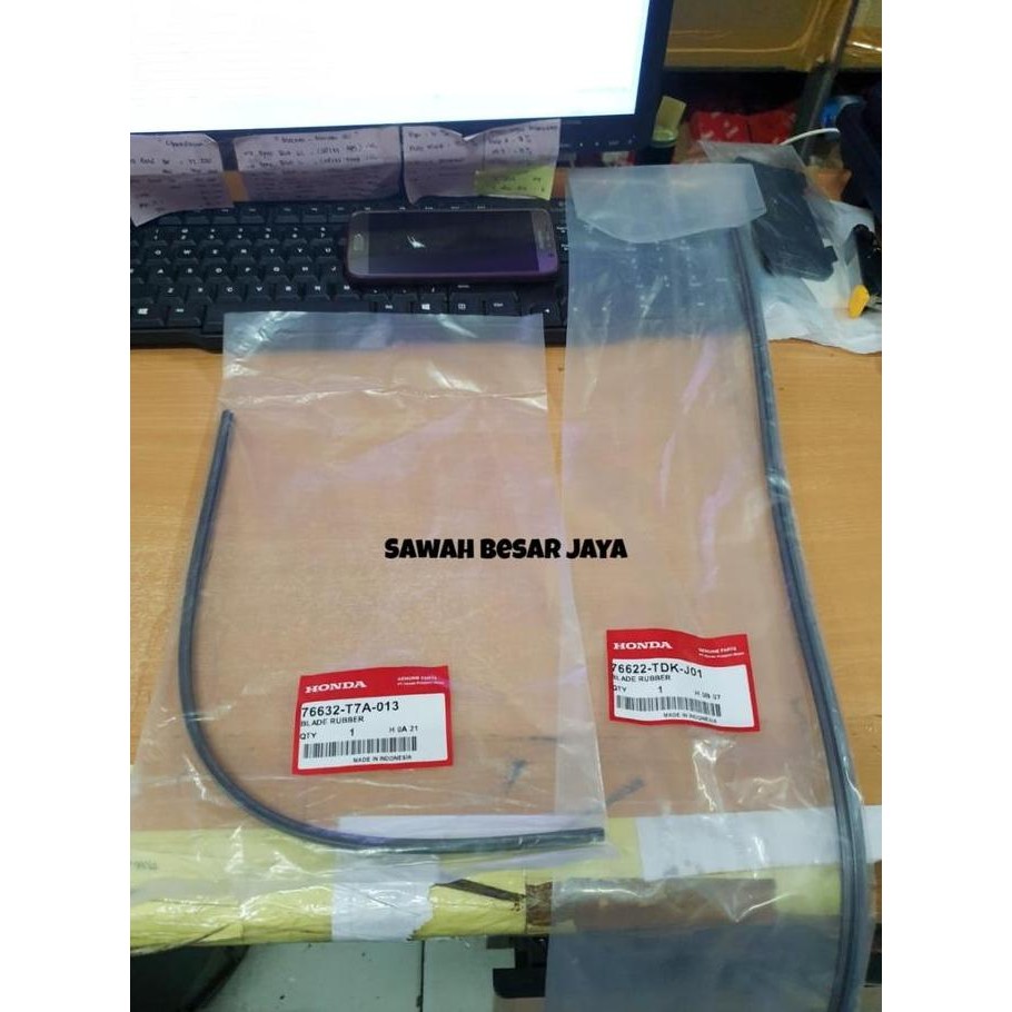Karet Wiper Wifer Kaca Depan Set 2 Buah Kanan Kiri Honda Hrv Hr-V S E Se Prestige 2015 2016 2017 201