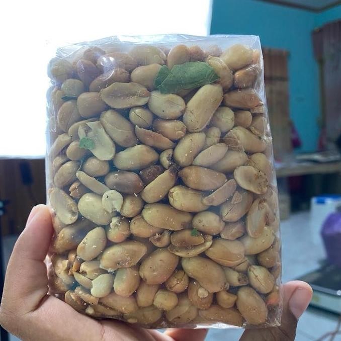 

Kacang Bawang Daun Jeruk Camilan Snack Food Kualitas Terbaik Harga Termurah