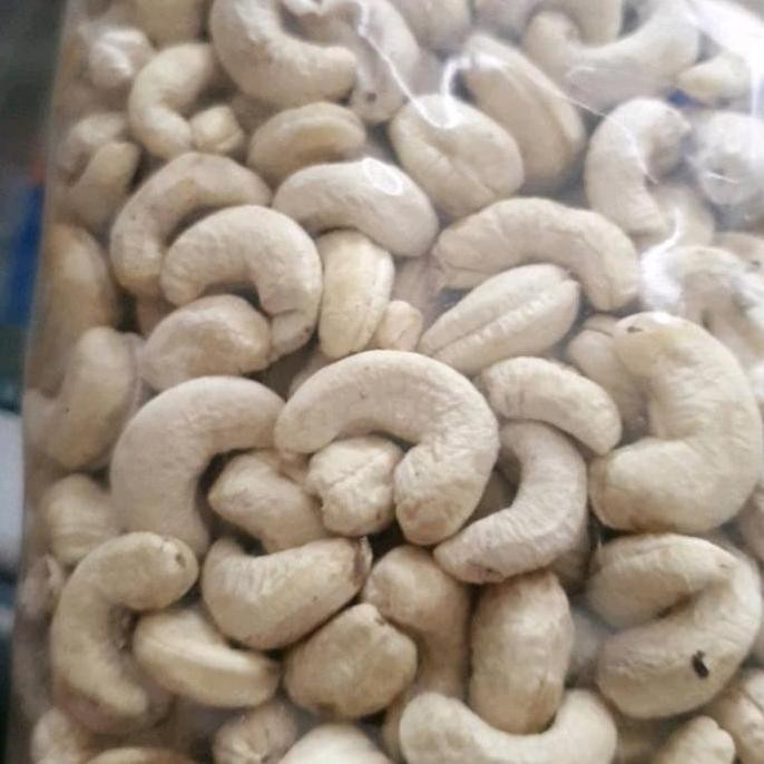 

Kacang Mede Kacang Mete Mentah Fress 1Kg Standar Belum Kering Kualitas Terbaik Harga Termurah