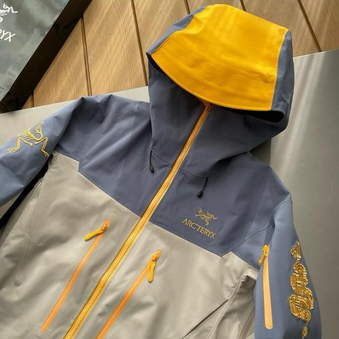 Arcteryx Alpha SV Lunar New Year Gorpcore Jacket Outdoor Waterproof Anti Air (Size S-XXL)