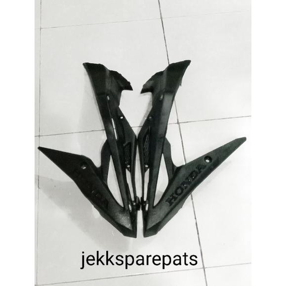Sayap Dalam Bagian Bah Kanan Kiri Honda Sonic 150r Orinal