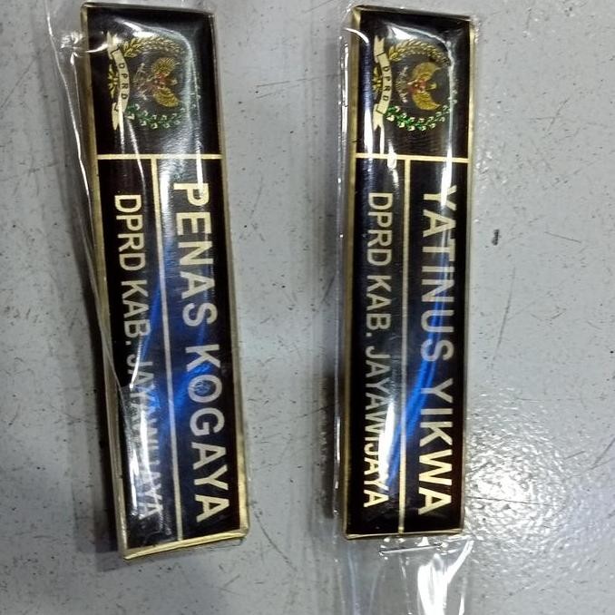 

READY terima pemesanan name tag kuningan NEW