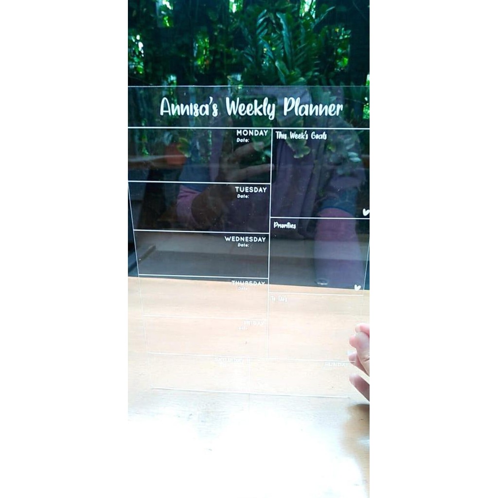 

READY WEEKLY PLANNER AKRILIK A4 CUSTOM NAMA NEW
