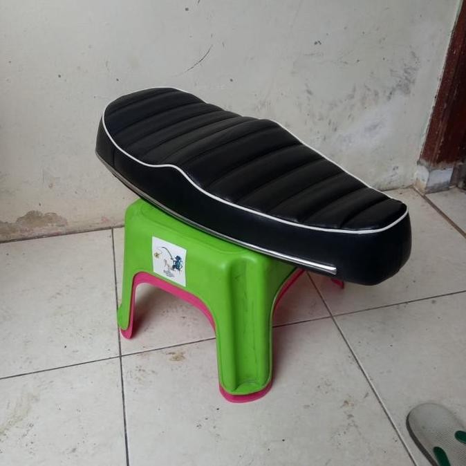 Jok Vespa Caferacer Sip