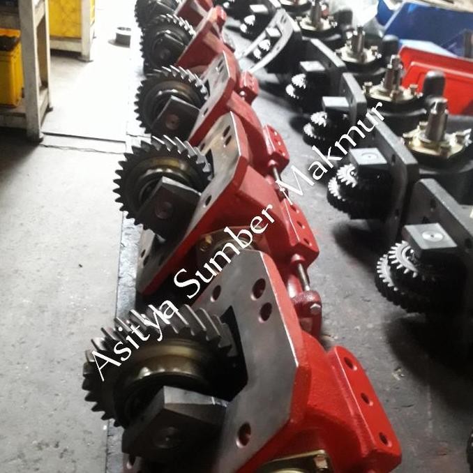 PTO NISSAN KUZER RKE 150 (UD)