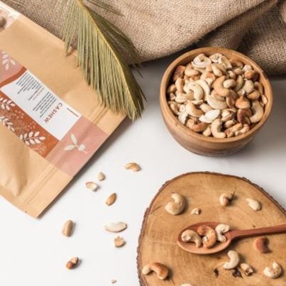 

Cri Kacang Mede Panggang 500 Gram Premium / Roasted Cashew Nut 500 Gram Premium Quality Organic Paradise