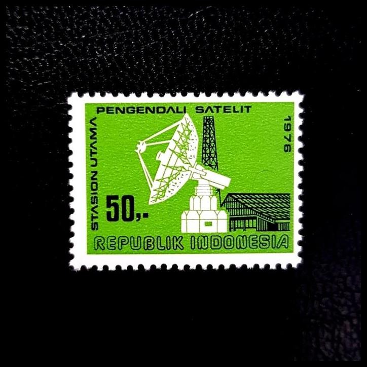 

TERMURAH PRANGKO INDONESIA. STASION UTAMA PENGENDALI ~ SATELIT KOMUNIKASI. LUX !!