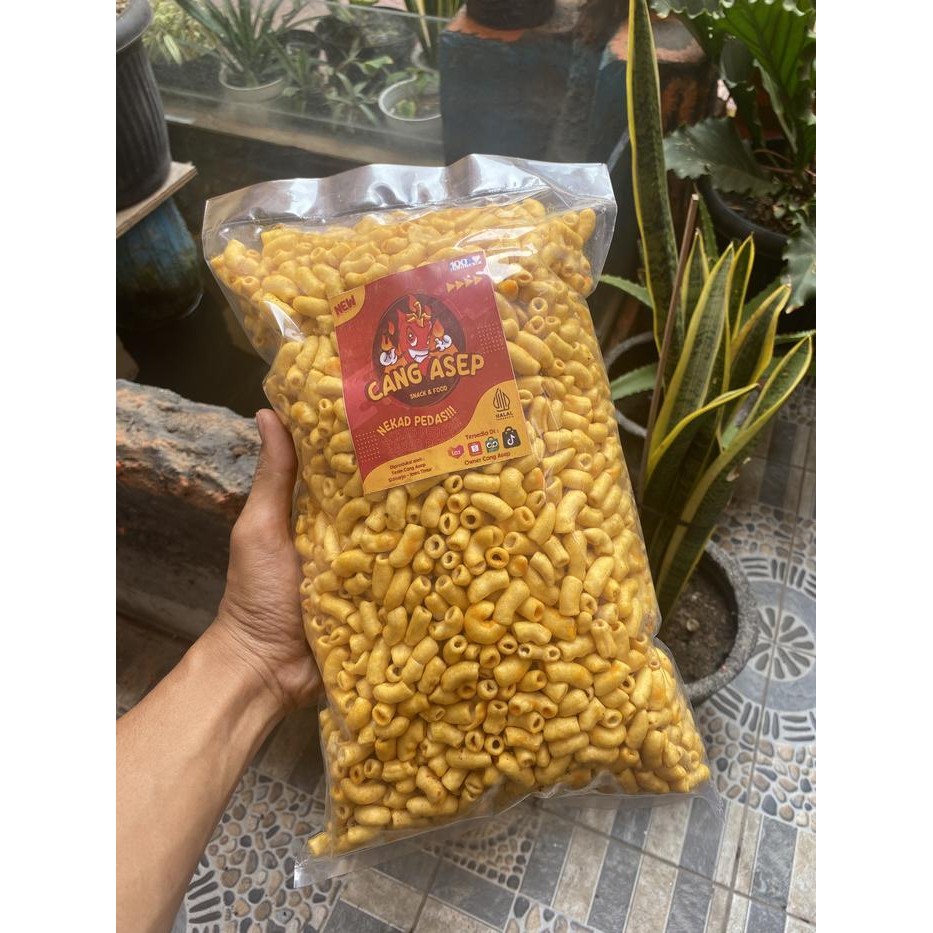 

Cri Makaroni Bantat Pipa Super 500Gr-Asep Cemilan Makanan Snack Food Pedas Goreng Keripik Jagung