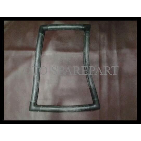 HOT DEAL KARET KACA PANTHER 2.3 / KARET KACA PANTHER 2.5 BAGASI (NEMPEL DI BODY 