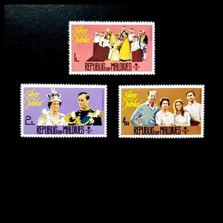 

BEST DEAL PRANGKO QUEEN ELIZABETH II ~ SILVER JUBILEE (3V) DARI MALDIVES !!!!!!