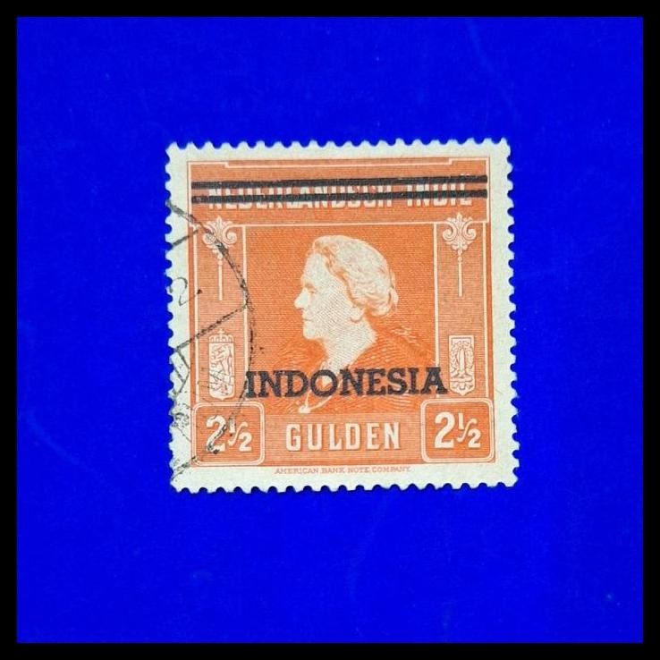 

BEST DEAL PRANGKO INDONESIA. 1949. CETAK TINDIH INDONESIA DAN 2 GARIS DI ATAS PRANGKO NED. INDIE, RATU WILHELMINA. NOMINAL 2 GULDEN. ISTIMEWA. HARGA KATALOG RP 320.000,- DITAWARKAN DENGAN HARGA MIRING !!!!!
