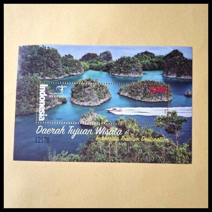 

TERMURAH PRANGKO INDONESIA 2016. RAJA AMPAT DAERAH TUJUAN WISATA ~ INDONESIAN TOURISM DESTINATION. SOUVENIR SHEET !