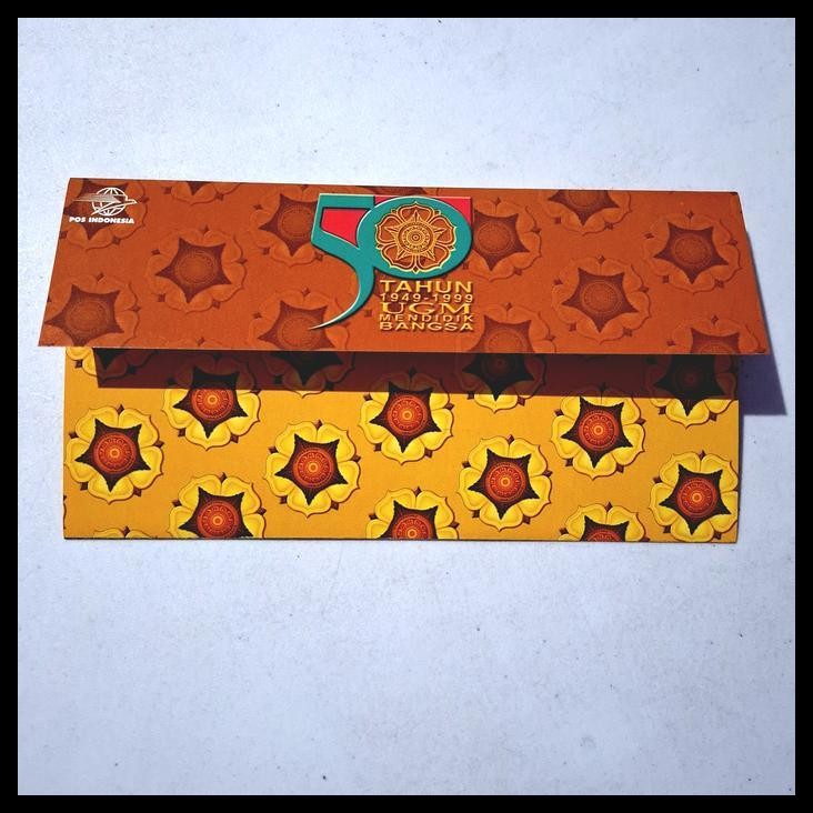 

TERMURAH PRANGKO INDONESIA. 50 TAHUN UNIVERSITAS GAJAH MADA 1949-1999 UGM MENDIDIK BANGSA. KEMASAN FILATELI (PRESENTATION PACK) BERISI PRANGKO SET LENGKAP (2V) FORMAT BLOK-4 !
