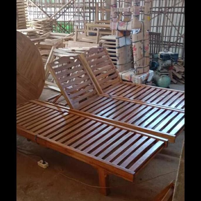 Kursi Pantai Jati / Kursi Kolam Renang Kayu / Kursi Pantai Lipat