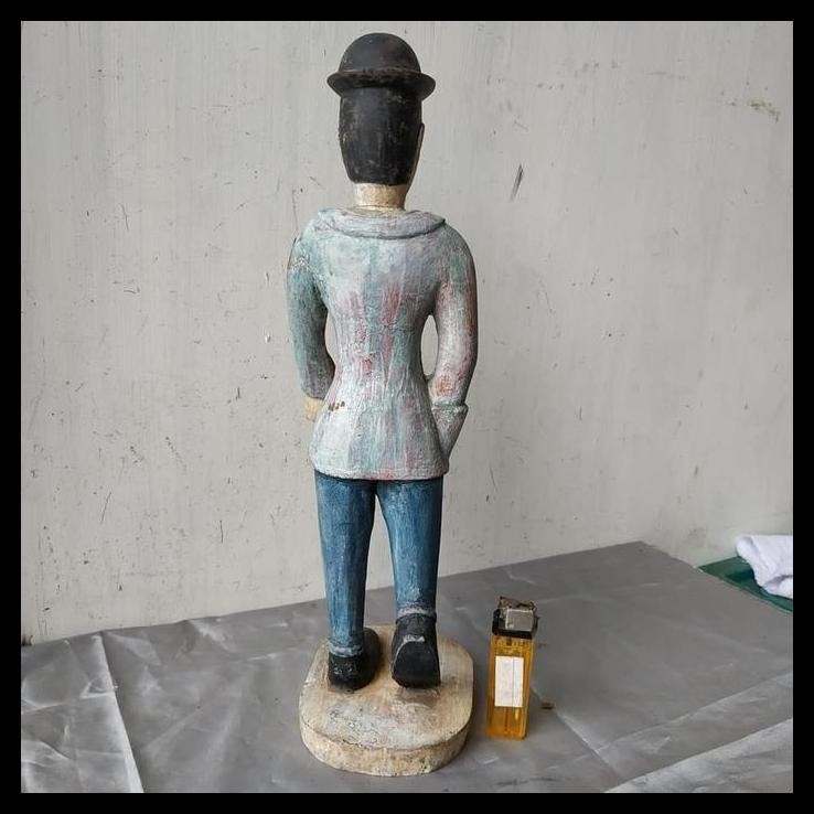 HOT DEAL PATUNG CHARLIE CHAPLIN FIBER LAWAS 