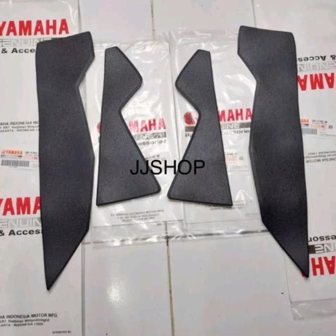 KARET/KARPET PIJAKAN KAKI YAMAHA NMAX OLD SET ORI YAMAHA
