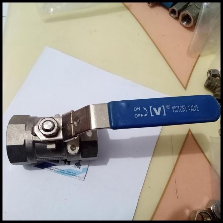 (CF8M) Ball Valve 1 1/2" Victory Valve 2000 Psi ( Wog )