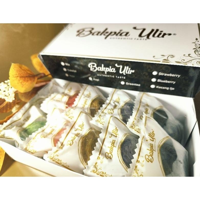 

Viral Bakpia Ulir Mix 5 Rasa Bakpia Kering Oleh Oleh Surabaya Isi 10 Per Box Tahan Hingga 3 Bulan Nd-26