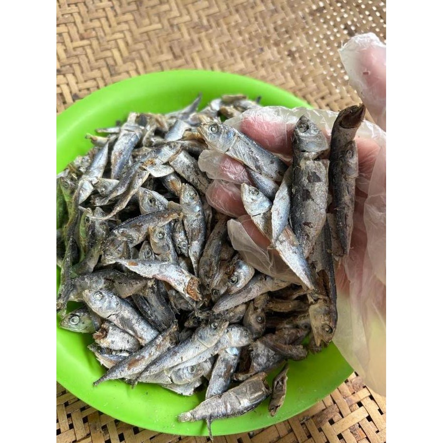 

Ikan Asin Anak gembung rebus kering khas medan